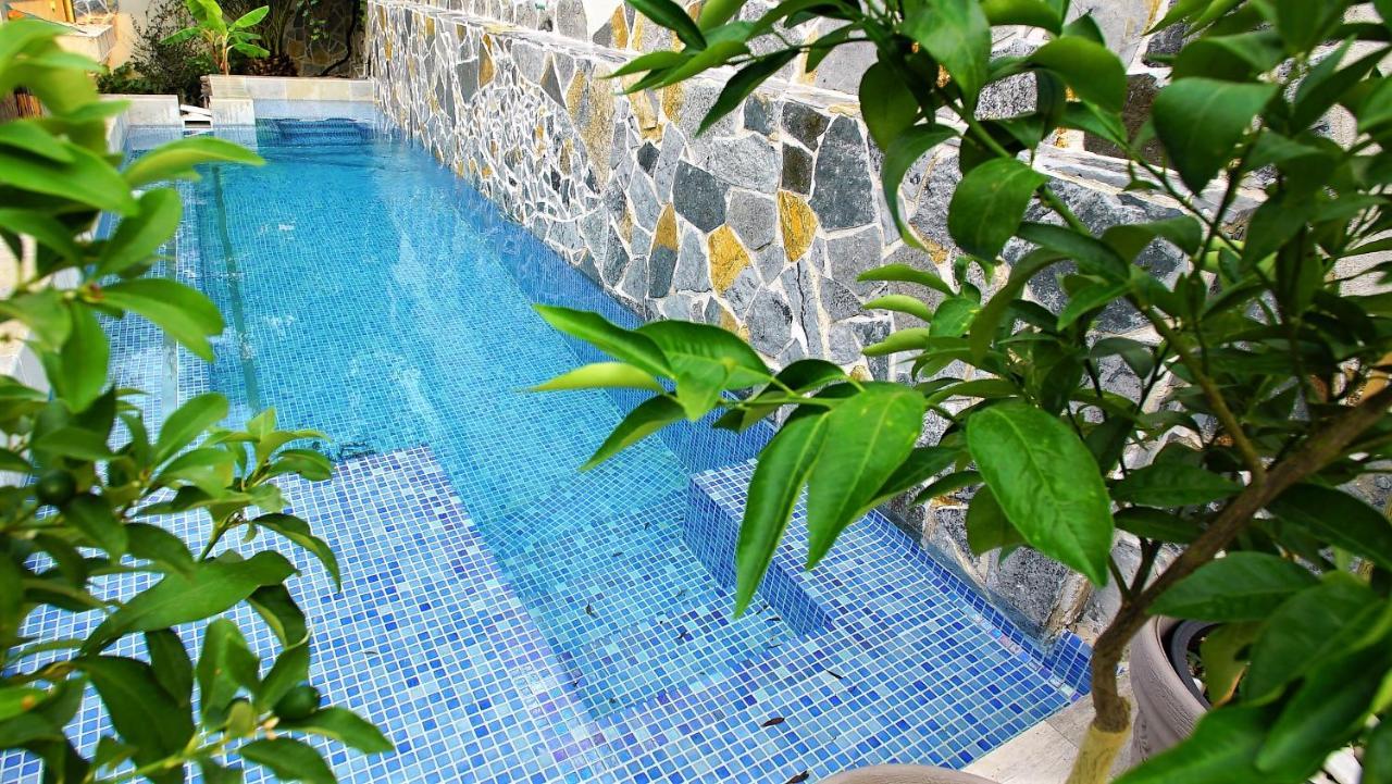 Penthouse Stoliv New Spa-Pool Villa Is Located 5M From The Sea, Exclusive Terrace,Private Jetty Wih Sunbeds, Pebble Beach, Secluded Location Total Area 375M2 At Your Disposal Kotor Buitenkant foto